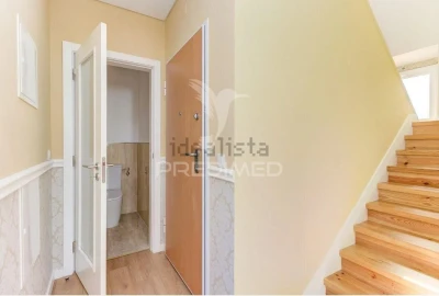 Apartamento T2 para Venda em Massamá e Monte Abraão