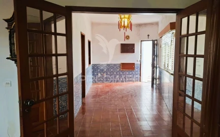 Moradia T2 para Venda em Arneiro das Milhariças