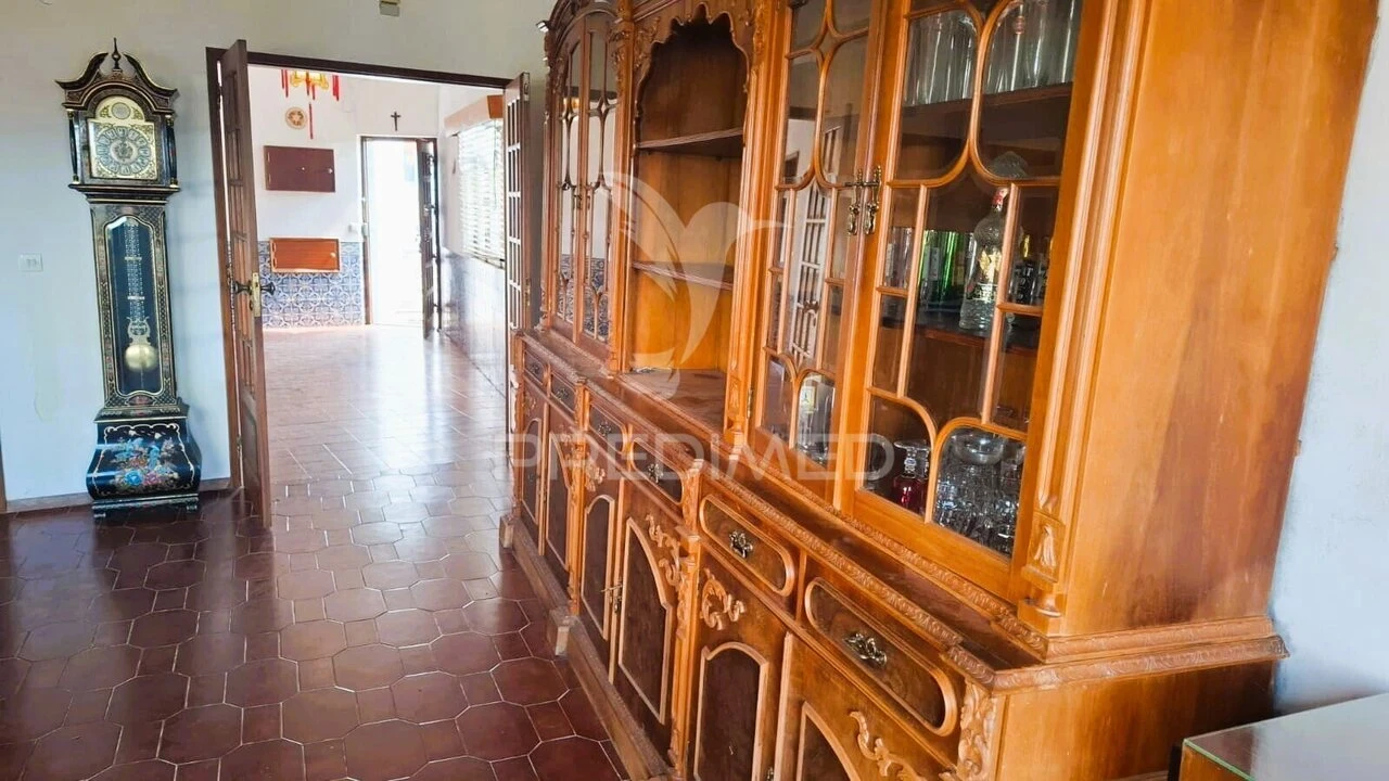 Moradia T2 para Venda em Arneiro das Milhariças Foto 5