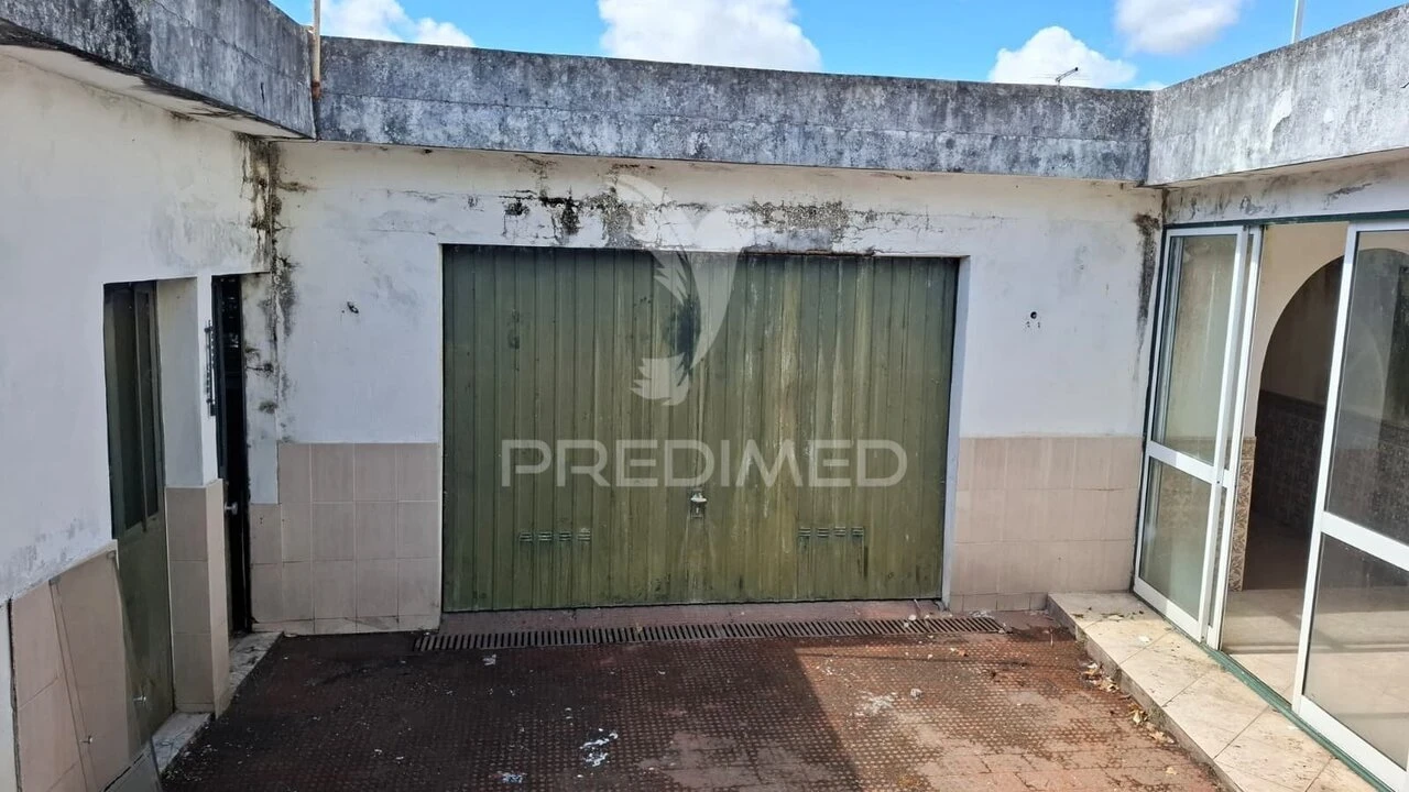 Moradia T2 para Venda em Arneiro das Milhariças Foto 22