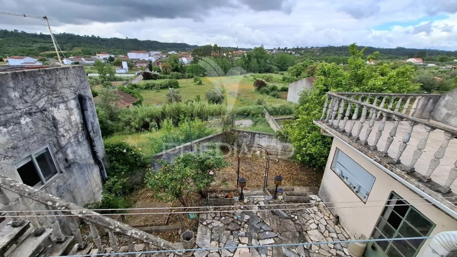 Terreno para Venda em Arneiro das Milhariças Foto 4