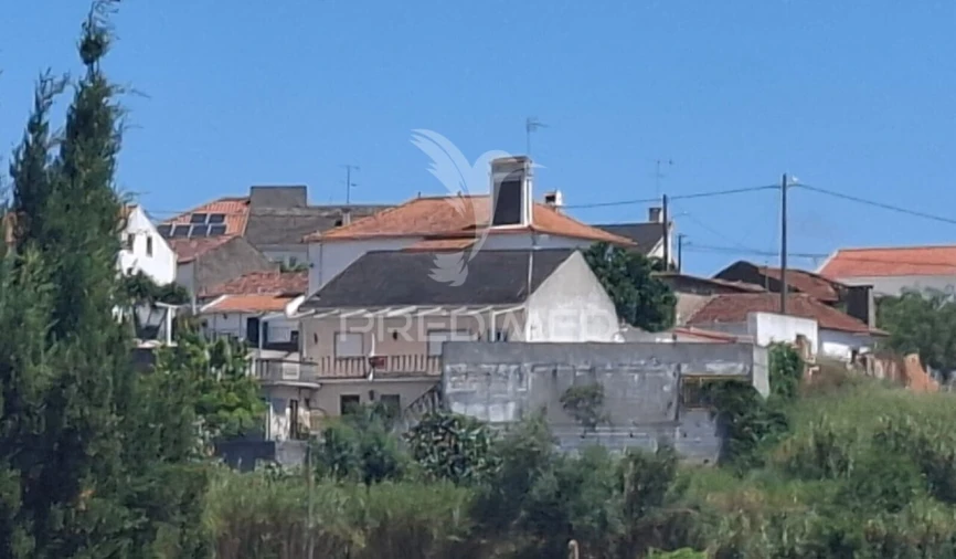 Moradia T2 para Venda em Arneiro das Milhariças Foto 34