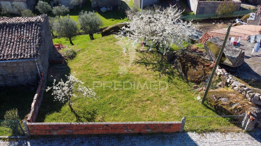 Terreno para Venda em Vale do Seixo e Vila Garcia Foto 4