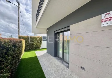 Moradia T5 para Venda em Santa Iria de Azoia, São João da Talha e Bobadela