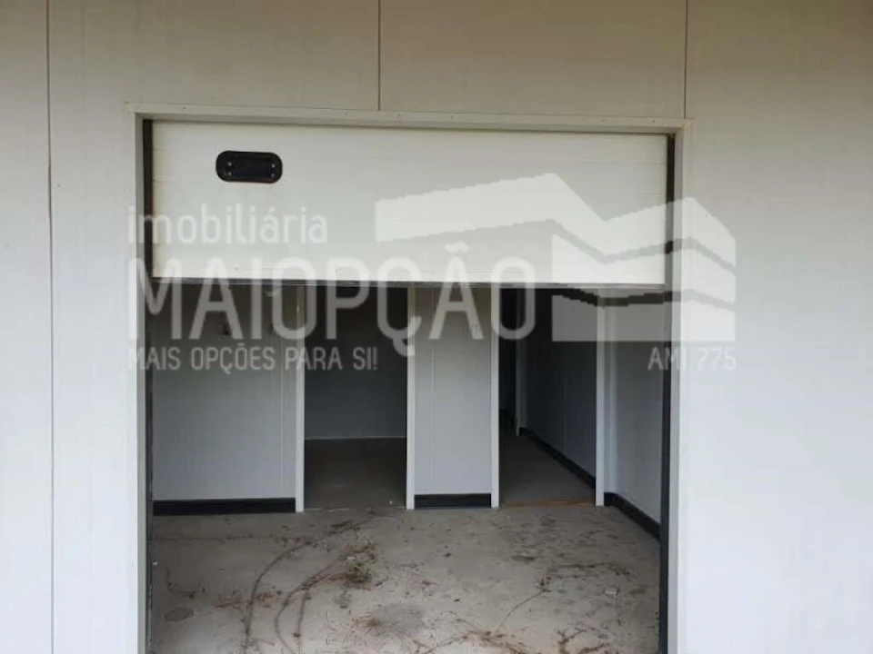 Armazém para Arrendamento em Vilar Formoso Foto 11