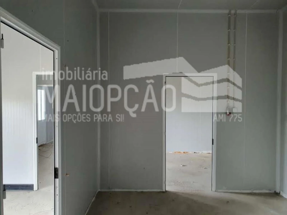 Armazém para Arrendamento em Vilar Formoso Foto 13