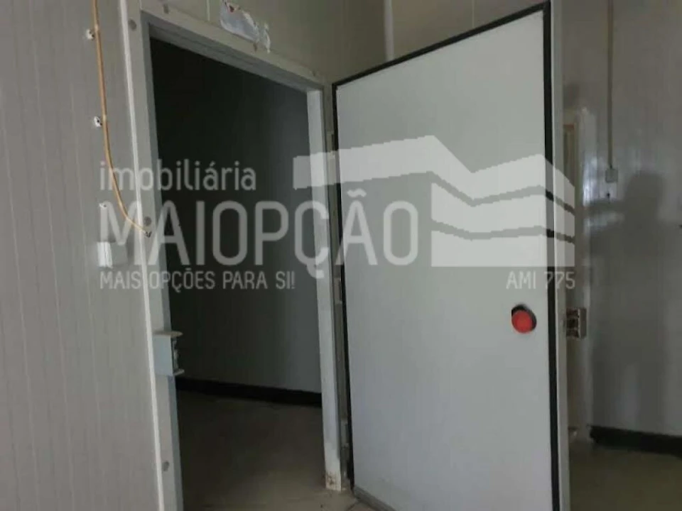 Armazém para Arrendamento em Vilar Formoso Foto 16