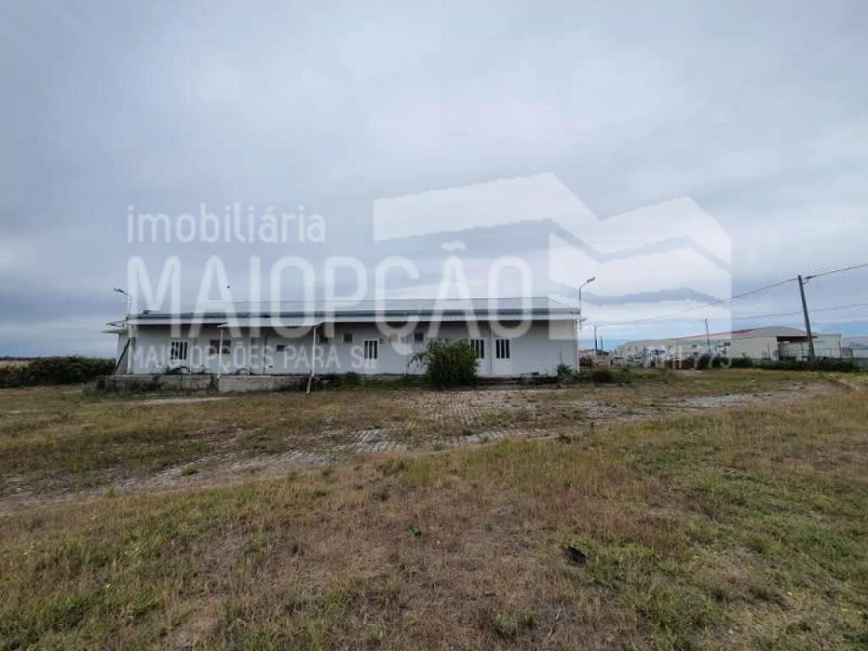 Armazém para Arrendamento em Vilar Formoso Foto 6
