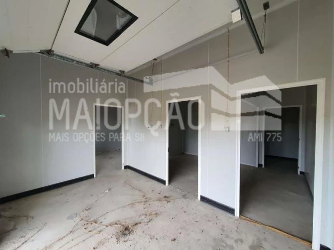 Armazém para Arrendamento em Vilar Formoso Foto 12