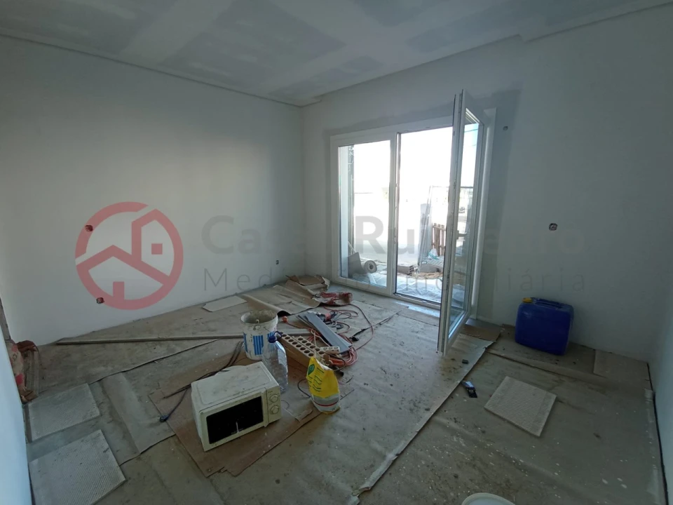 Moradia T3 para Venda em Fernao Ferro Foto 17