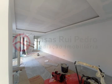Moradia T3 para Venda em Fernao Ferro