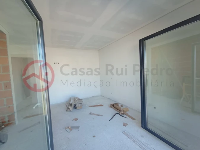 Moradia T3 para Venda em Fernao Ferro Foto 14