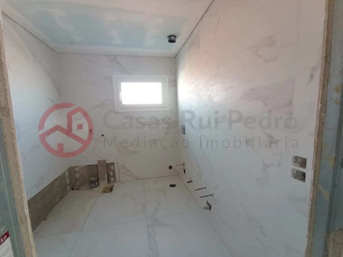 Moradia T3 para Venda em Fernao Ferro Foto 7