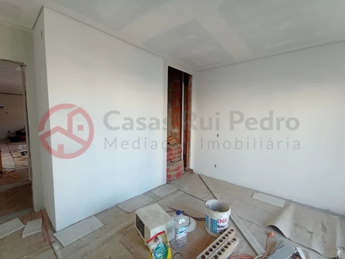 Moradia T3 para Venda em Fernao Ferro Foto 17