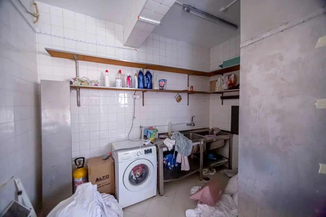 Loja para Venda em Albufeira e Olhos de Água Foto 15