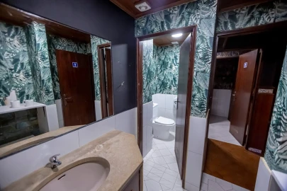 Loja para Venda em Albufeira e Olhos de Água