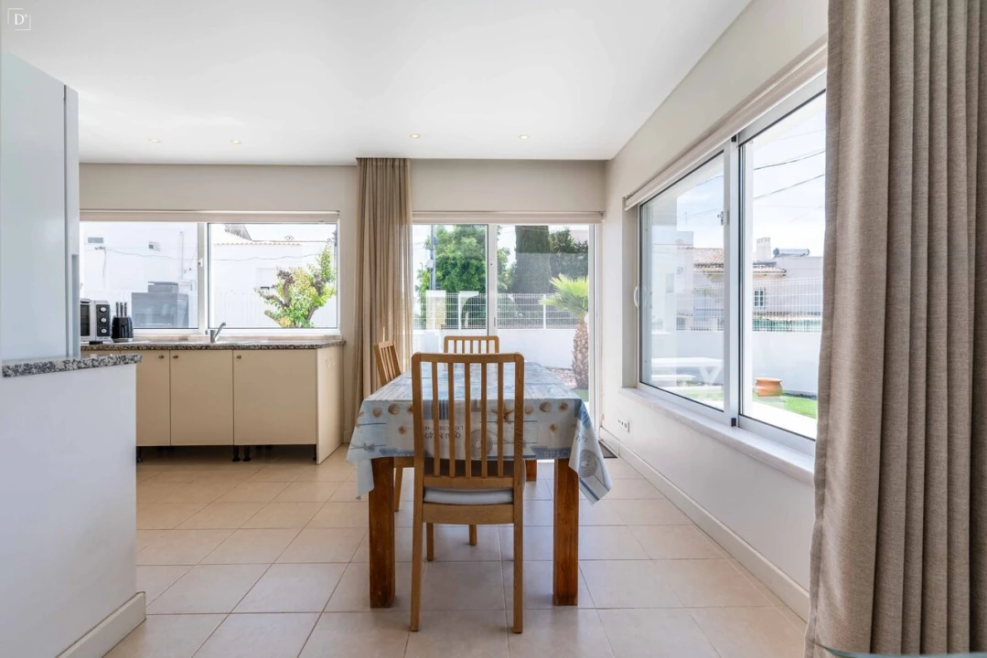 Moradia T3 para Venda em Albufeira e Olhos de Água Foto 24