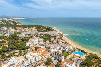 Moradia T3 para Venda em Albufeira e Olhos de Água