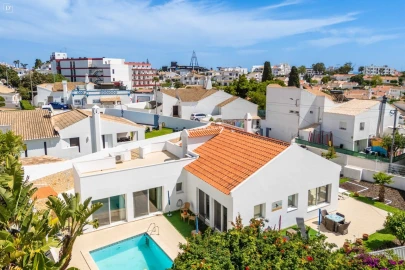 Moradia T3 para Venda em Albufeira e Olhos de Água
