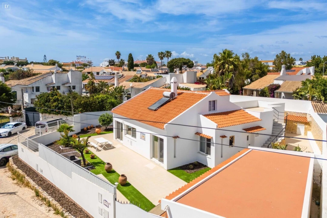 Moradia T3 para Venda em Albufeira e Olhos de Água Foto 6