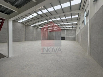 Armazém para Venda em Gême