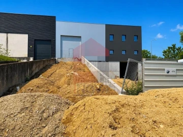 Armazém para Venda em Gême