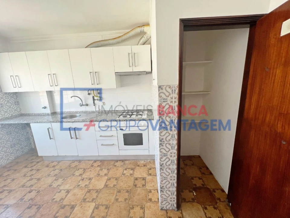 Apartamento T3 para Venda em Carregado e Cadafais Foto 6