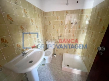 Apartamento T3 para Venda em Carregado e Cadafais