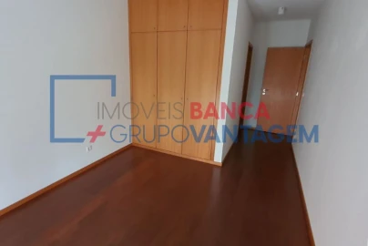 Apartamento T3 para Venda em Oliveira do Douro