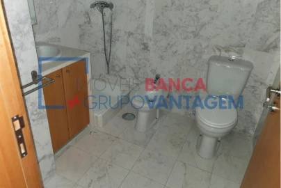 Apartamento T3 para Venda em Oliveira do Douro