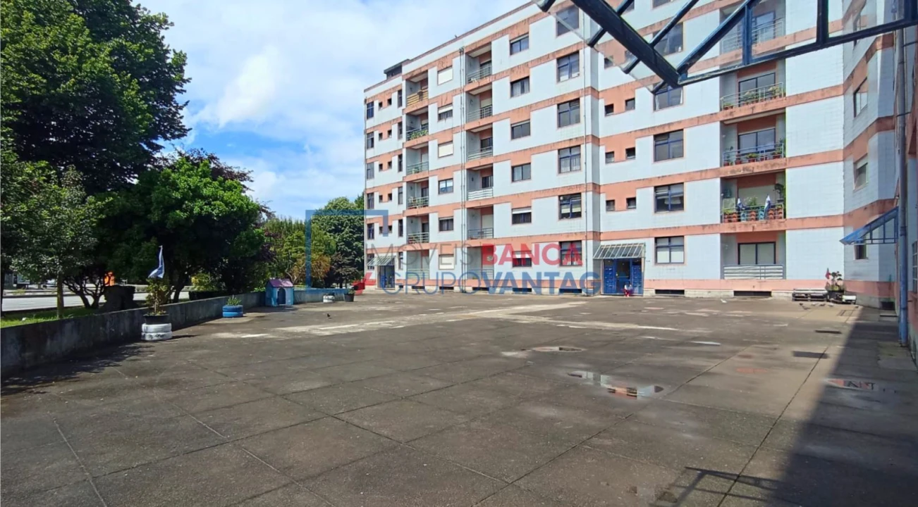 Apartamento T2 para Venda em Oliveira do Douro Foto 13