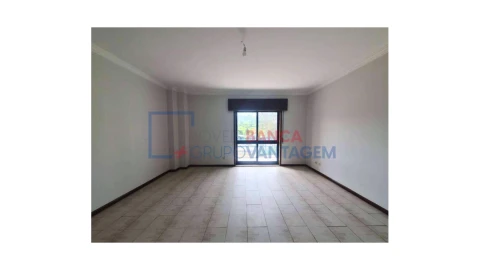 Apartamento T2 para Venda em Oliveira do Douro