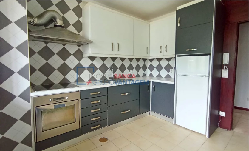 Apartamento T2 para Venda em Oliveira do Douro Foto 5