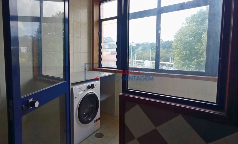 Apartamento T2 para Venda em Oliveira do Douro Foto 6