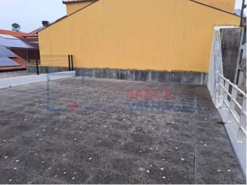 Loja para Venda em Póvoa de Varzim, Beiriz e Argivai