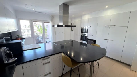 Apartamento T4 para Venda em Avenidas Novas