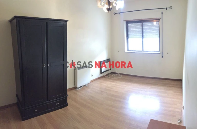 Apartamento T3 para Arrendamento em Viseu Foto 7