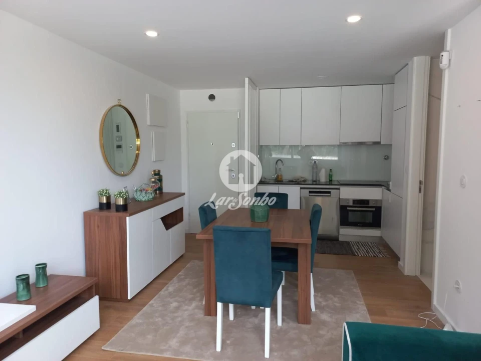 Apartamento T1 para Arrendamento em São Mamede de Infesta e Senhora da Hora Foto 1