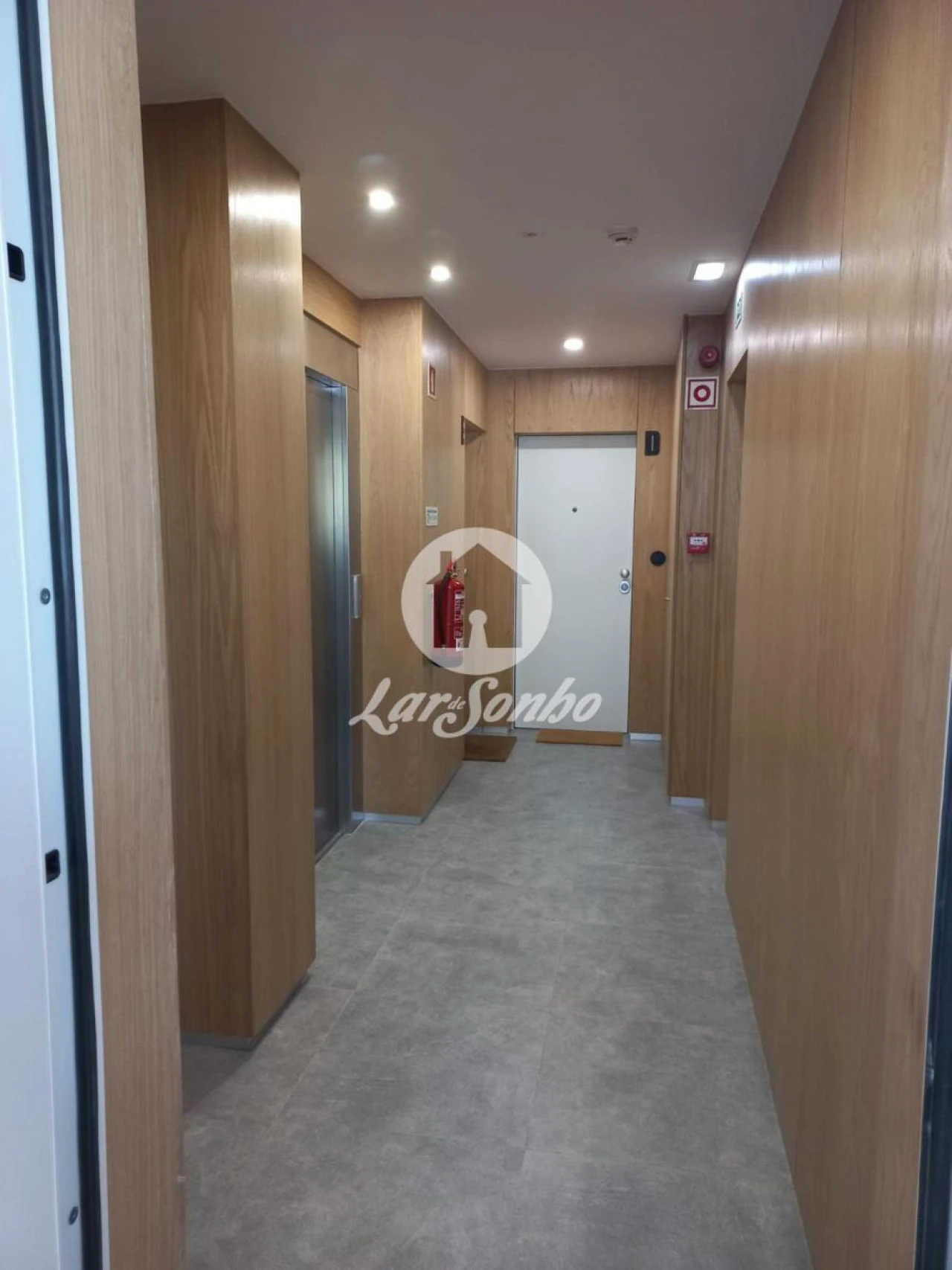 Apartamento T1 para Arrendamento em São Mamede de Infesta e Senhora da Hora Foto 27