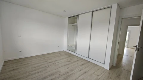 Moradia T3 para Venda em Arazede