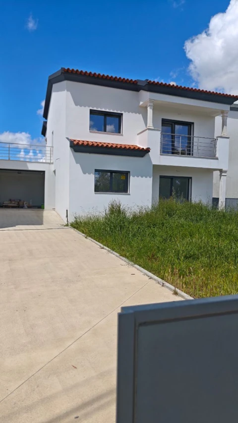 Moradia T3 para Venda em Arazede