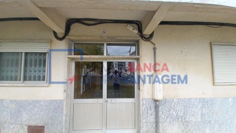 Apartamento T3 para Venda em Seixal, Arrentela e Aldeia de Paio Pires