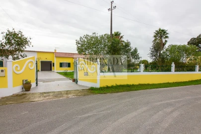 Moradia T3 para Venda em Glória do Ribatejo e Granho