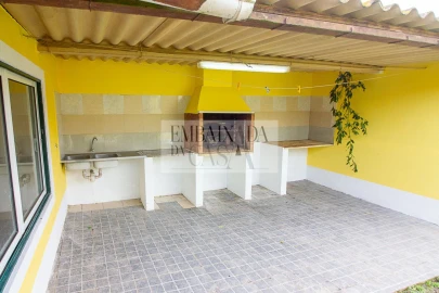 Moradia T3 para Venda em Glória do Ribatejo e Granho