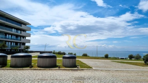 Loja para Arrendamento em Canidelo