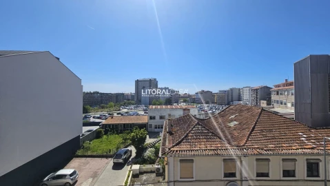 Apartamento T2 para Venda em Glória e Vera Cruz