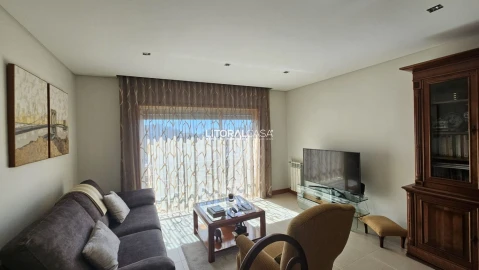 Apartamento T2 para Venda em Glória e Vera Cruz