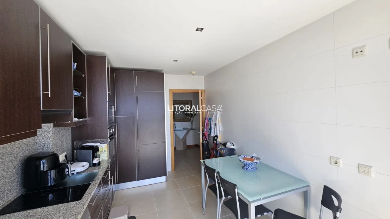 Apartamento T2 para Venda em Glória e Vera Cruz Foto 14