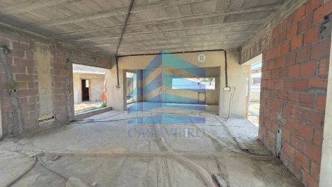 Moradia T3 para Venda em Santa Joana