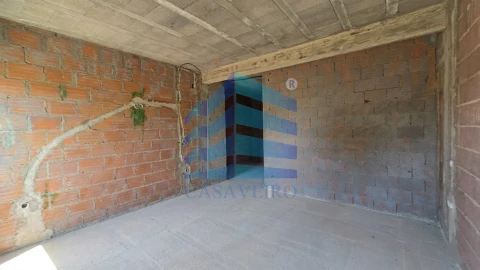 Moradia T3 para Venda em Santa Joana